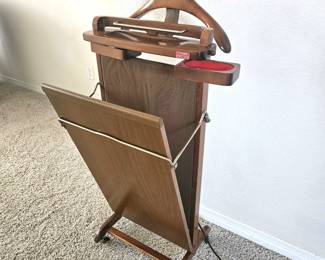 Lot #13 - Vintage electric clothes valet The Reguitti Electro Valet - Made in Italy - Still Works! Includes Trouser Press