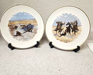 Set of 2 Frederic Remington 9" Decorative Plates – “Aiding a Comrade” & “Fight for the Waterhole” Western Cowboy Ar