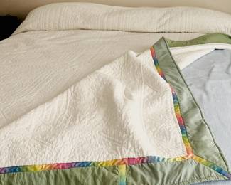 King Size White Quilt with Colorful Rainbow Trim