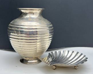 Handmade Sterling Silver Ribbed Vase from Luxury Jewelry Company “IOANNIDIS” in Greece and a ENSCO Shell Bowl Set -