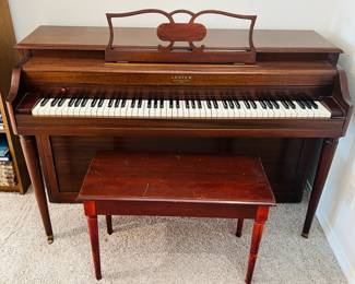 1950s Lester Piano Company " Betsy Ross Spinet" Upright Piano 300633 - Philadelphia and Lester Spinet