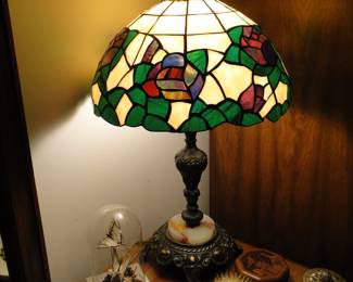 Tiffany lamp with marble and metal base