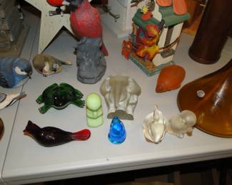 Small little decorative pieces, and one glows up when a black light is present