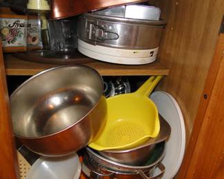 Mixing bowls and strainer's too