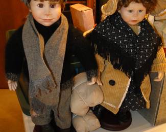 Lenox 1993 Ellis Island Porcelain Dolls, in MINT condition, we have the very rare pair!!!! Stefan and Megan