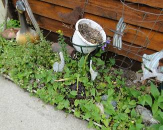 More and more yard art