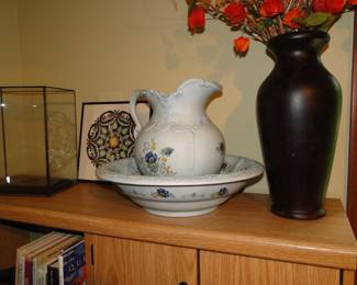 We have all types of decorative and wonderful items for sale here at this packed sale