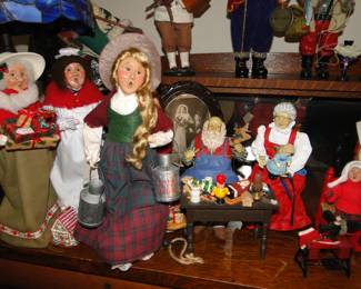 More Byer's Choice Carolers