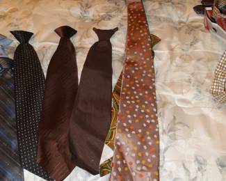 We also have a very large, very cool, in great condition, vintage ties as well