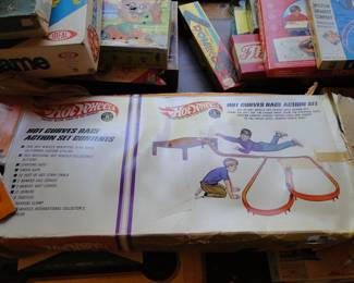 Hot Wheels Hot Curves Action set