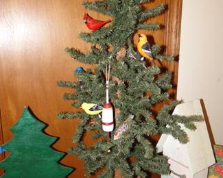 Birds in decorative tree