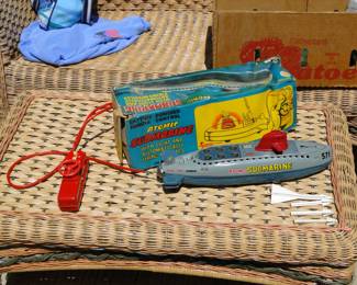 Original box, original toy and all the parts, Atomic Submarine