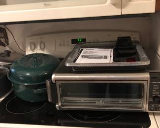 SP 100 ninja air fry oven, with all pans and instructions barely used.