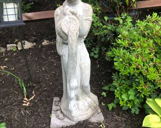 Garden goddess, 4 foot statuary, cement, heavy!
