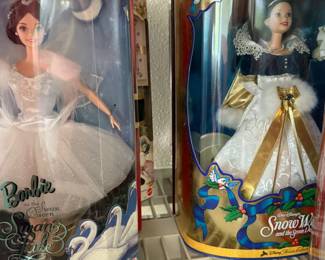 Swan Queen Barbie and Snow White Barbie