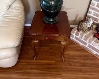 End table
