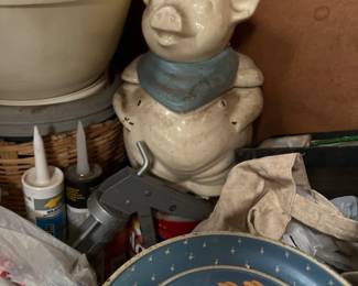 Cookie jar