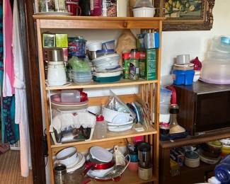 Lots of kitchen misc