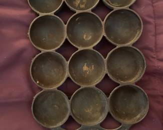 Antique Cast Iron Corn Bread mold