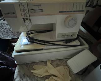 Singer Sewing Machine