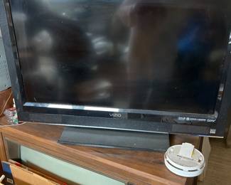 V120 Flat Screen TV