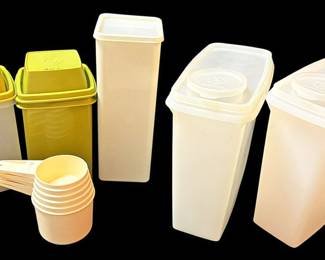 Assorted Tupperware Bundle