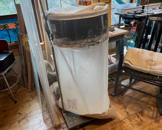 Central Machinery dust collector