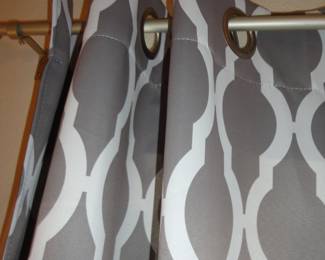 4 (84") Panels