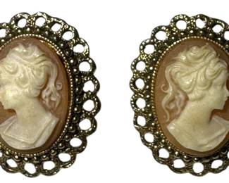 Vintage Cameo Earrings