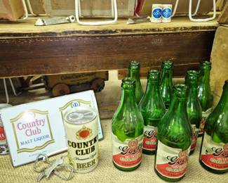 "Goetz Imitation Grape" prohibition era bottles, "Country Club" beer items, "Pearl" can and "Goetz" salt and pepper set