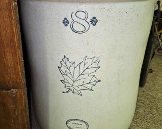 "As Is" hairline 8 gal. Western Stoneware Co. crock w/ great handles