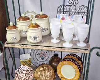 Vintage kitchenware
