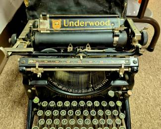 Vintage typewriters. "Underwood"