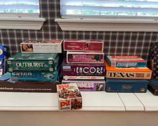 Lots of vintage games
