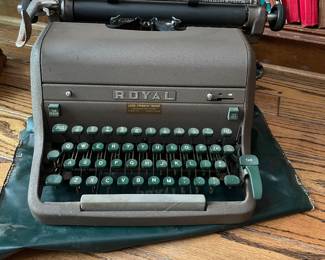 Antique Royal typewriter