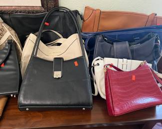 Cute purses and handbags!