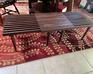 Mcm expandable bench
