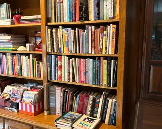 LARGE SELECTION OF BOOKS