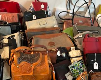 LARGE LOT OF PURSES