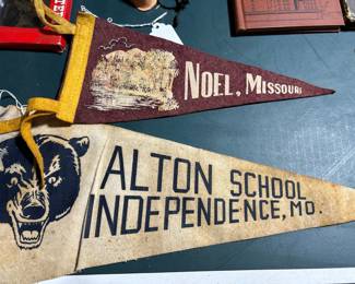 ALTON SCHOOL - INDEPENDENCE, MO PENDANT; NOEL MO PENDANT