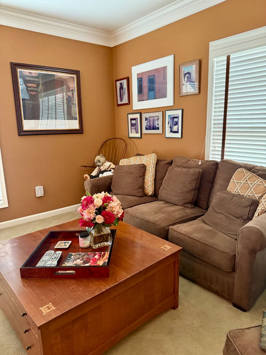 SOFA, STICKLEY COFFEE TABLE & HOME DECOR