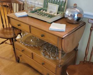 Maple Drop Leaf Server