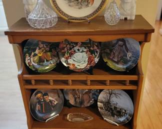 Ethan Allen Bookcase with Collectors Plates