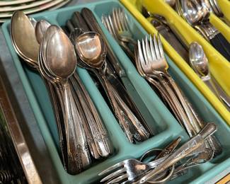Assorted silverware and vintage flatware
