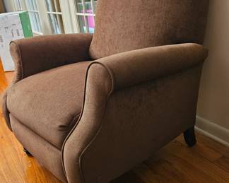 Pair of Lane Furniture Recliners