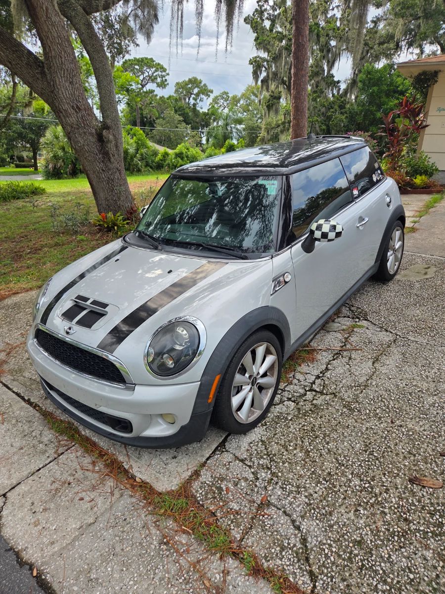 2011 Mini Cooper S, Standard, 2-Door, 146,888 miles