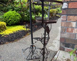114 WroughtIronPlantStandsand2TierHangingBasket