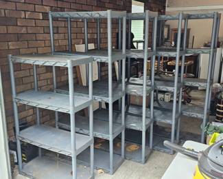 167 5PlasticShelvingUnits