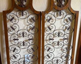 11 2FleurdeLisWoodFrameMetalPanels