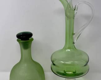 225 AnchorHockingBallerinaUraniumGlassBlownGlassDecanter
